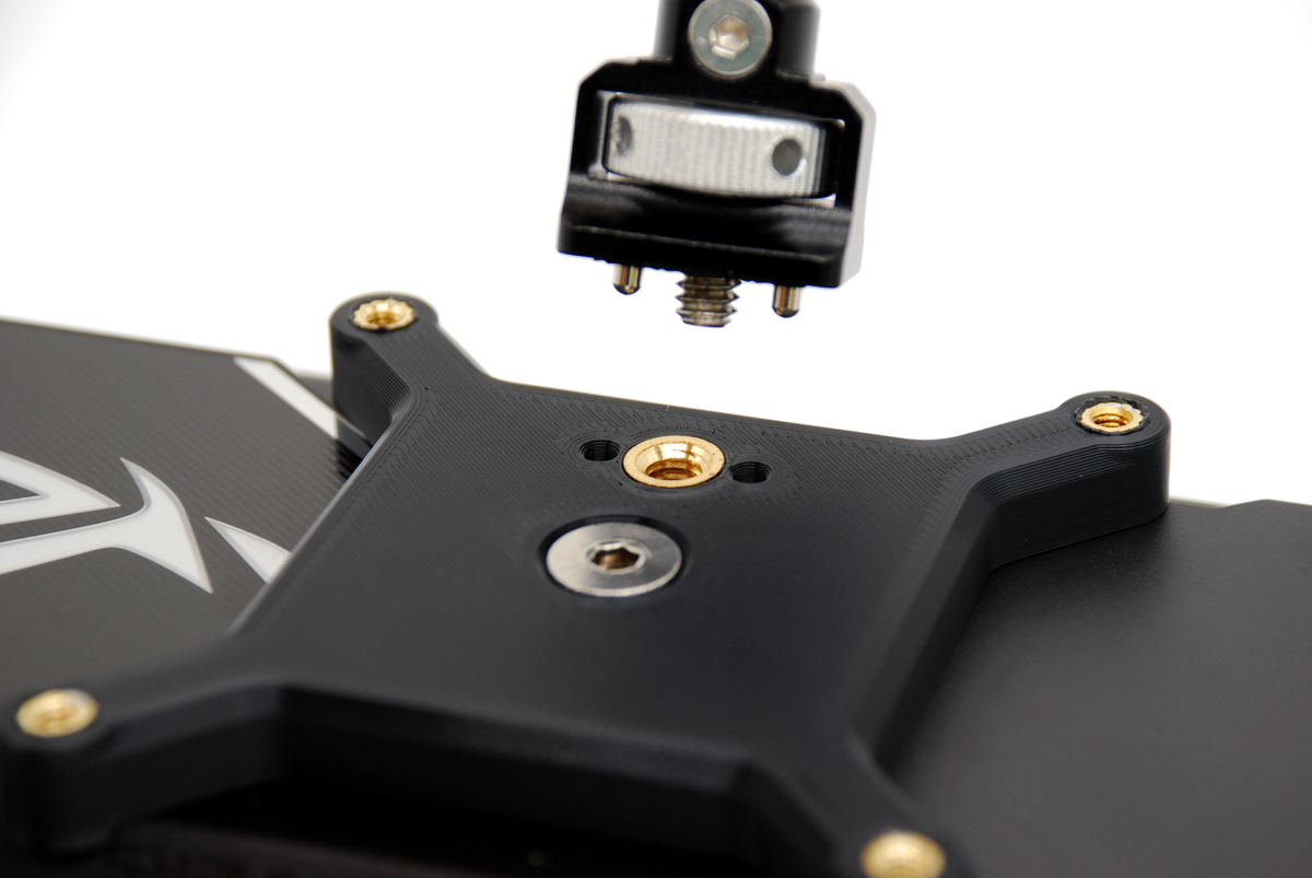 Support de montage VESA et ARRI 1/4" pour ASUS ROG Strix XG129C