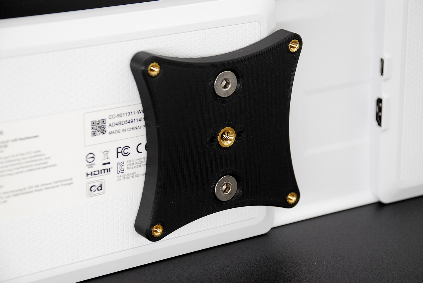 Corsair Xeneon Edge VESA and 1/4" ARRI Mounting Bracket