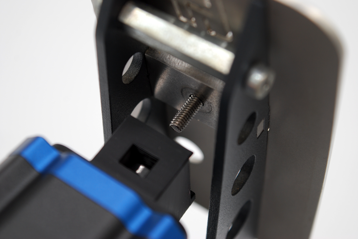 Simsonn VAM Pro Haptic Pedal Reactor Mount For Heusinkveld Sprint Pedals